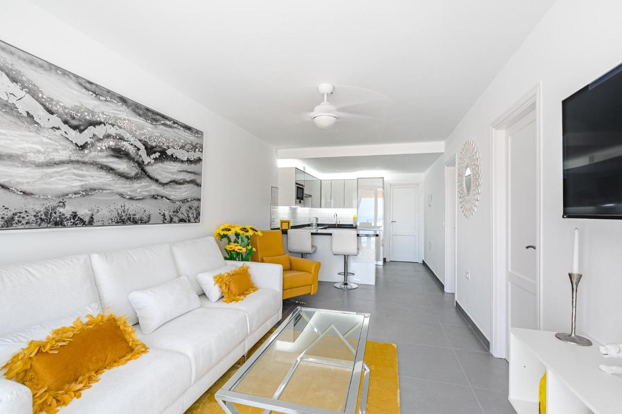 Buenavista Sunflower Apartment In Playa La Arena Puerto de Santiago  Exterior photo