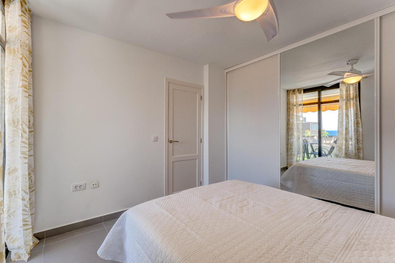 Buenavista Sunflower Apartment In Playa La Arena Puerto de Santiago  Exterior photo